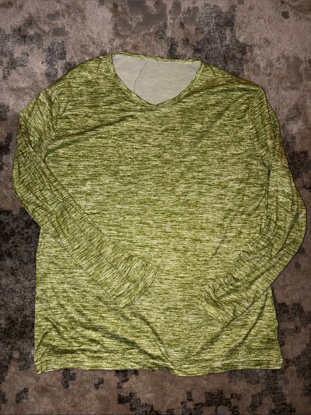 Men's Lightweight Long-Sleeve V-Neck Shirt - Green Heather